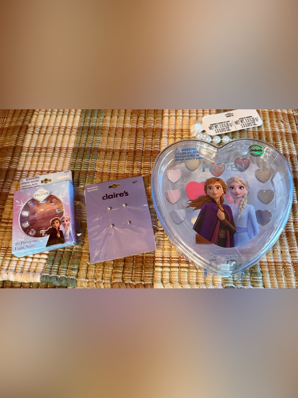 Claire's Disney Frozen Heart Makeup & Nail Set